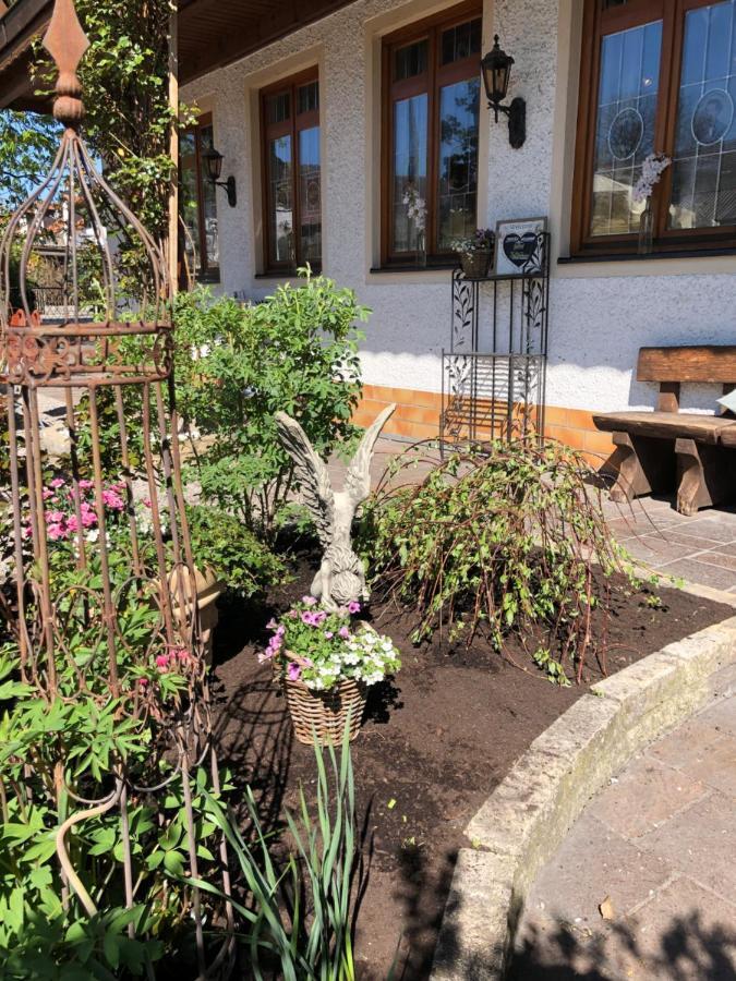 Gasthaus-Hotel Faltermaier Eicherloh Eksteriør billede